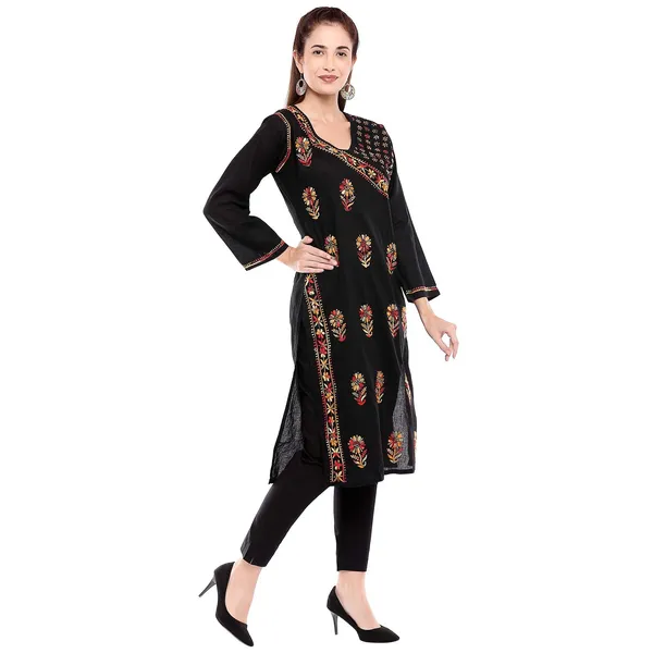 Charismatic_Black_Lucknowi_Chikankari_Hand_Embroidered_Long_Kurti