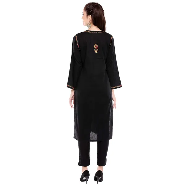 Charismatic_Black_Lucknowi_Chikankari_Hand_Embroidered_Long_Kurti