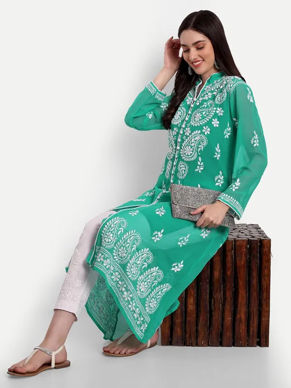 Turquoise_Lucknow_Chikankari_Hand_Embroidered_Long_Kurti_With_Matching_Inner/Slip_Georgette