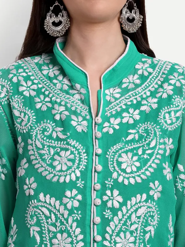 Turquoise_Lucknow_Chikankari_Hand_Embroidered_Long_Kurti_With_Matching_Inner/Slip_Georgette