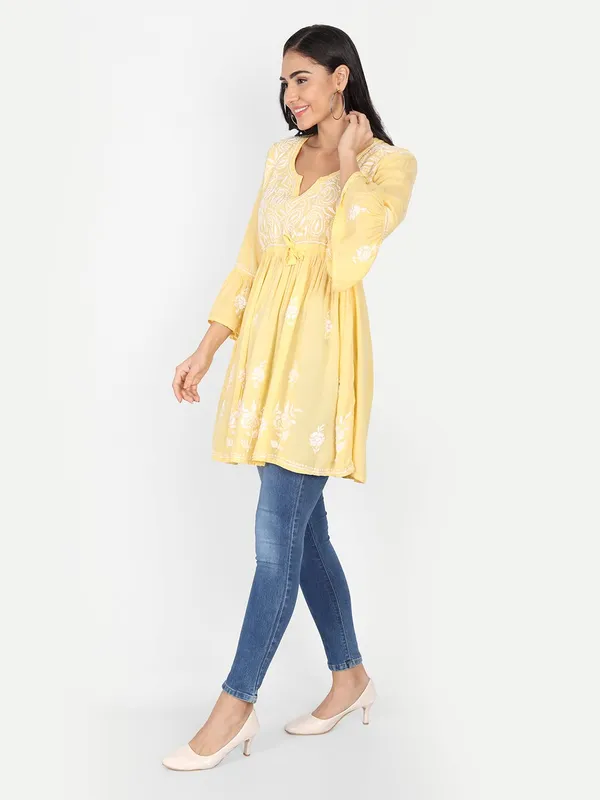 Sunshine_Yellow_Lucknow_Chikankari_Hand_Embroidered_Fit_And_Flared_Top_Short_Kurti_Cotton