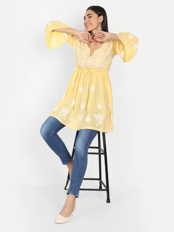 Sunshine_Yellow_Lucknow_Chikankari_Hand_Embroidered_Fit_And_Flared_Top_Short_Kurti_Cotton