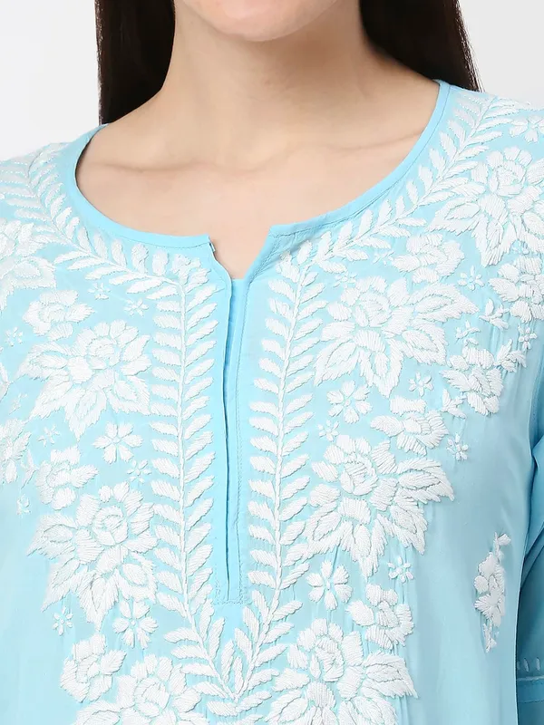 Sky_Blue_Lucknow_Chikankari_Hand_Embroidered_Long_Kurta_Cotton