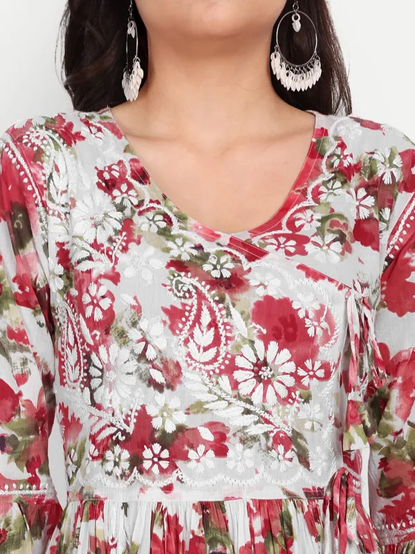 Ravishing_Red_Lucknow_Chikankari_Hand_Embroidered_Fit_And_Flare_Angrakha_Long_Kurti_Malmal_Cotton