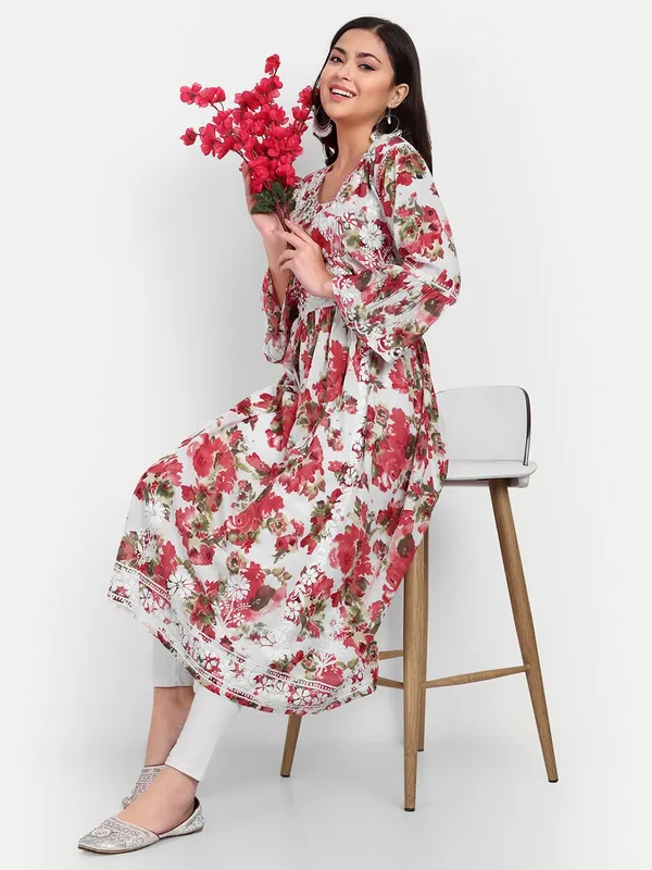 Ravishing_Red_Lucknow_Chikankari_Hand_Embroidered_Fit_And_Flare_Angrakha_Long_Kurti_Malmal_Cotton
