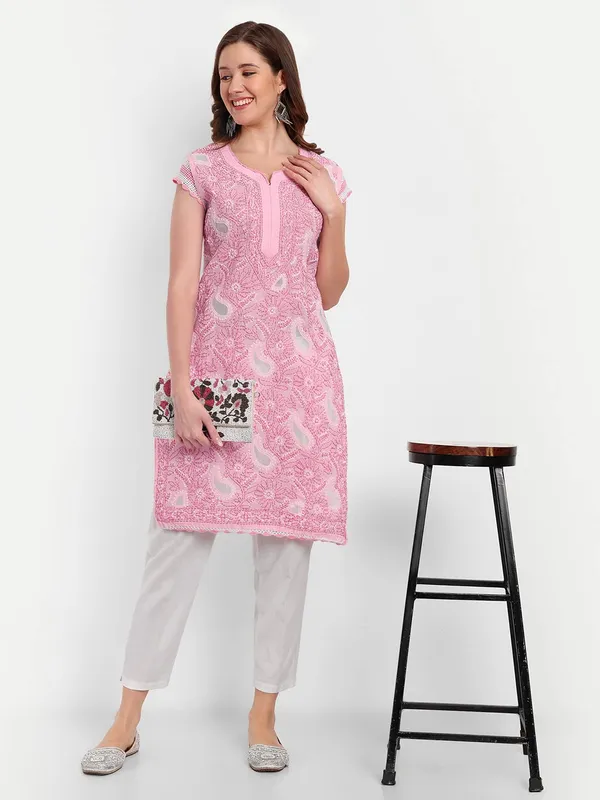 Pretty_Pink_Lucknow_Chikankari_Hand_Embroidered_Kurti_Cotton