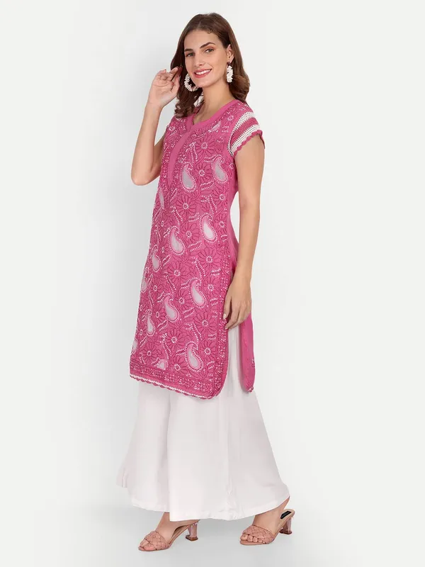 Magenta_Lucknow_Chikankari_Hand_Embroidered_Kurti_Cotton
