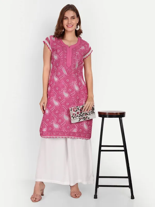 Magenta_Lucknow_Chikankari_Hand_Embroidered_Kurti_Cotton