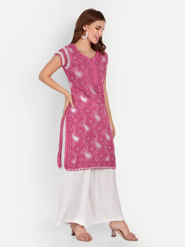 Magenta_Lucknow_Chikankari_Hand_Embroidered_Kurti_Cotton