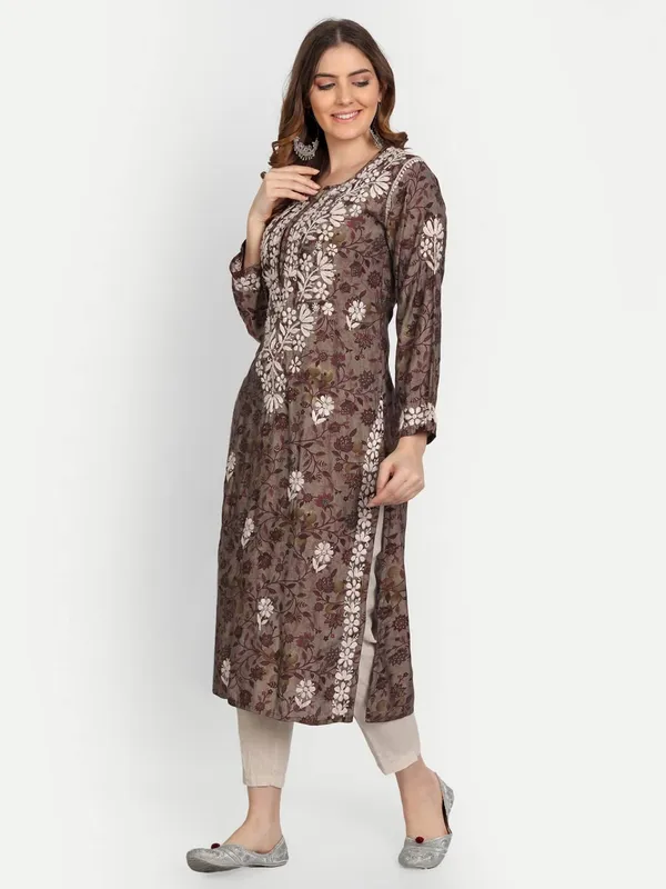 Dark_Blue_Lucknow_Chikankari_Hand_Embroidered_Kurta_Muslin