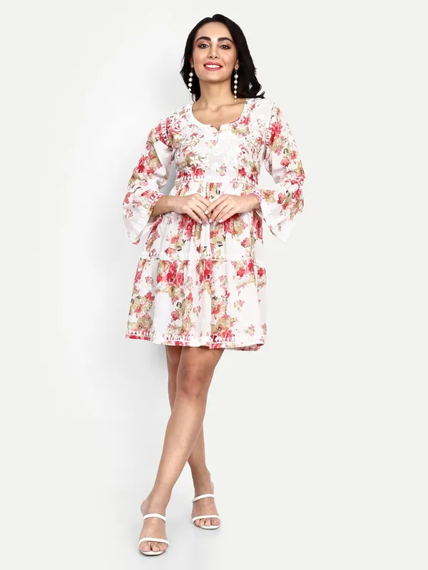 Ravishing_Red_Lucknow_Chikankari_Hand_Embroidered_Tiered_Kurti_Malmal_Cotton