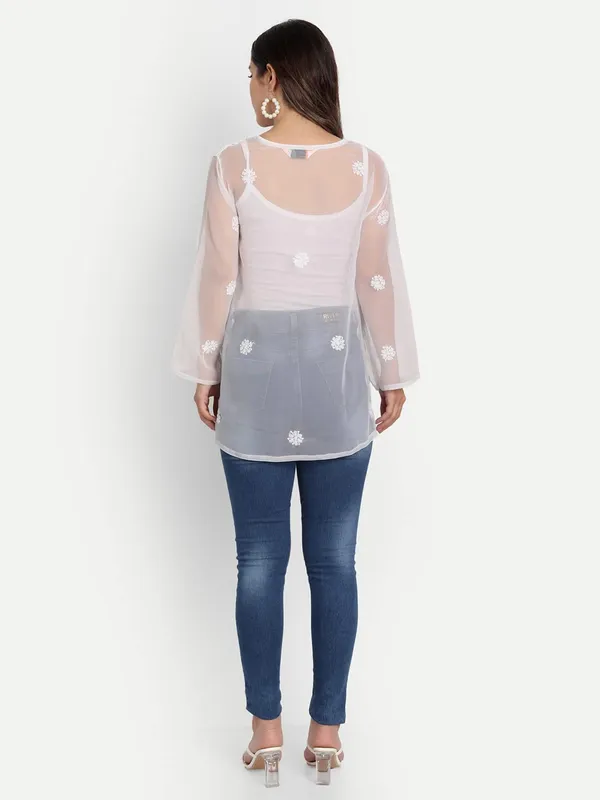 Pristine_White_Lucknow_Chikankari_Hand_Embroidered_Tops/Blouse_Short_Kurti_Georgette
