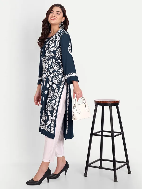 Navy_Blue_Lucknow_Chikankari_Hand_Embroidered_Long_Kurta_Cotton