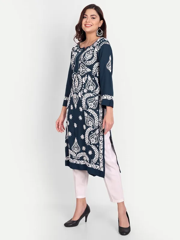 Navy_Blue_Lucknow_Chikankari_Hand_Embroidered_Long_Kurta_Cotton