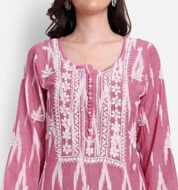 Indiankala4u_Lucknow_Chikankari_Hand_Embroidered_Kurta_Ikat_Cotton