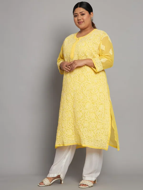 Sunshine_Yellow_Lucknow_Chikankari_Hand_Embroidered_Plus_Size_Long_Kurti_With_Matching_Inner_Georgette