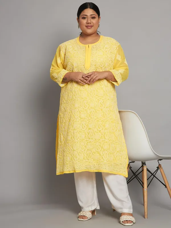 Sunshine_Yellow_Lucknow_Chikankari_Hand_Embroidered_Plus_Size_Long_Kurti_With_Matching_Inner_Georgette
