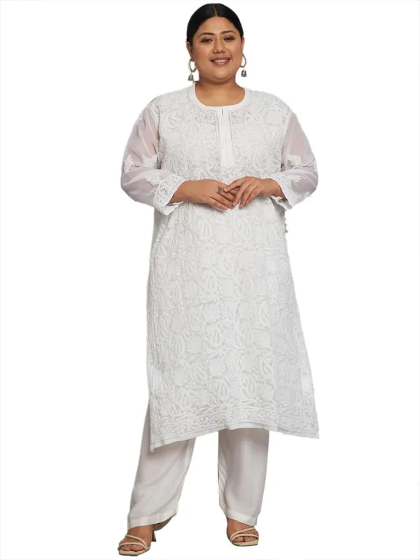Pristine_White_Lucknow_Chikankari_Hand_Embroidered_Plus_Size_Long_Kurti_With_Matching_Inner_Georgette