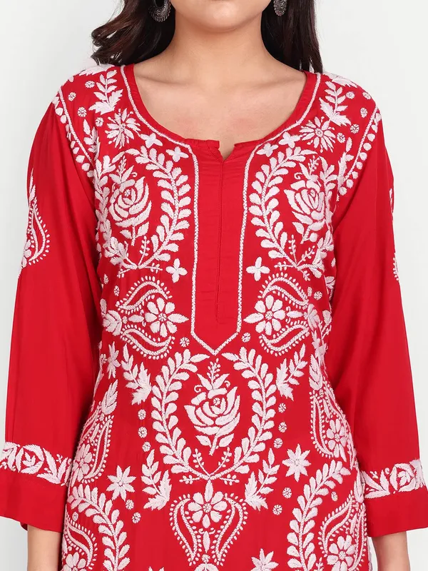 Ravishing_Red_Lucknow_Chikankari_Hand_Embroidered_Long_Kurta_Cotton