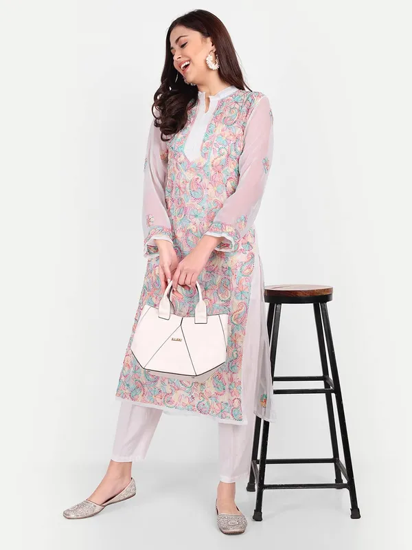 Pristine_White_Lucknow_Chikankari_Resham_Thread_Hand_Embroidered_Long_Kurta_Georgette