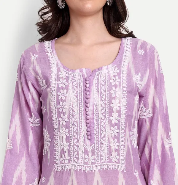 Indiankala4u_Lucknow_Chikankari_Hand_Embroidered_Kurta_Ikat_Cotton