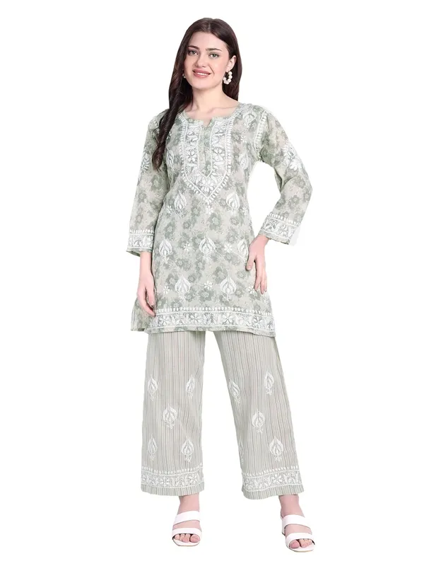 Green_Chikankari_Hand_Embroidered_Co-Ord_Set_Cotton_Blend
