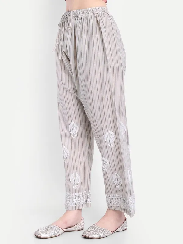 Grey_Chikankari_Hand_Embroidered_Co-Ord_Set_Cotton_Blend