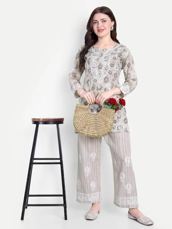 Grey_Chikankari_Hand_Embroidered_Co-Ord_Set_Cotton_Blend