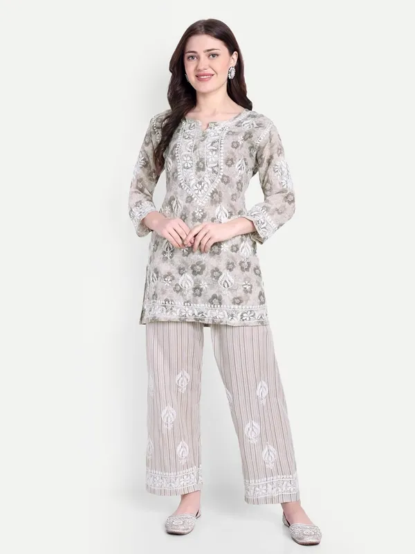 Grey_Chikankari_Hand_Embroidered_Co-Ord_Set_Cotton_Blend