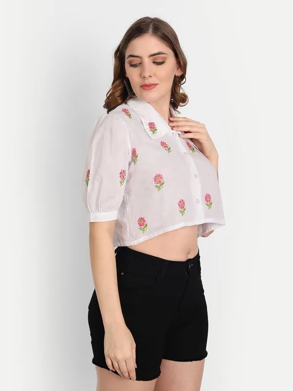 Pretty_Pink_Lucknow_Chikankari_Hand_Embroidered_Crop_Top_Cotton