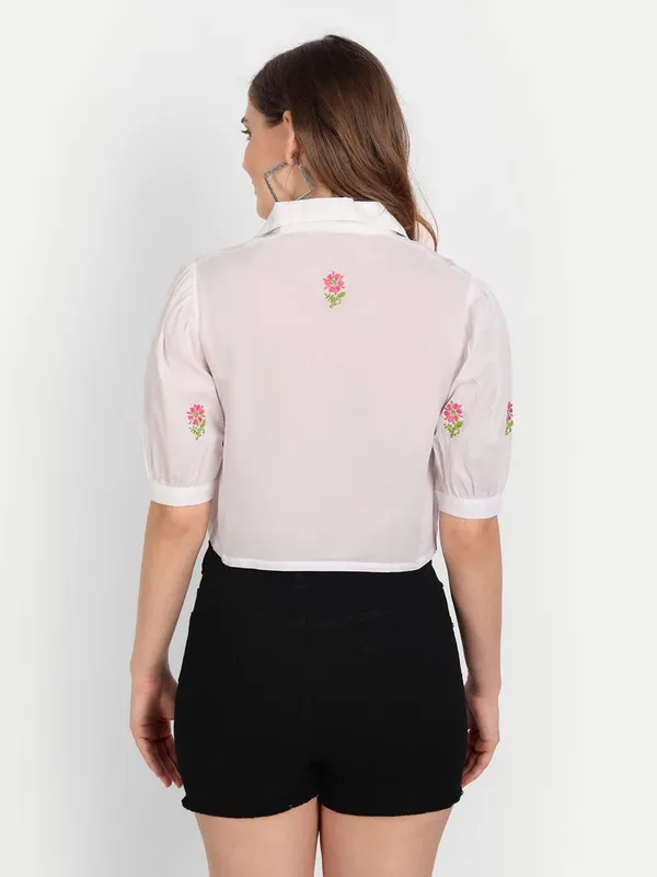 Pretty_Pink_Lucknow_Chikankari_Hand_Embroidered_Crop_Top_Cotton