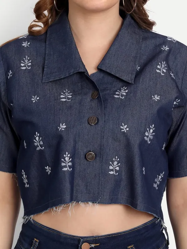 Blue_Lucknow_Chikankari_Hand_Embroidered_Crop_Top_Denim_Jacket