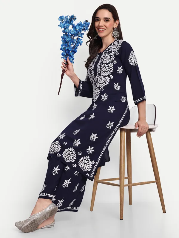 Indiankala4u_Chikanakri_Hand_Embroidered_Long_Kurta_Palazzo__Co_Ord_Set