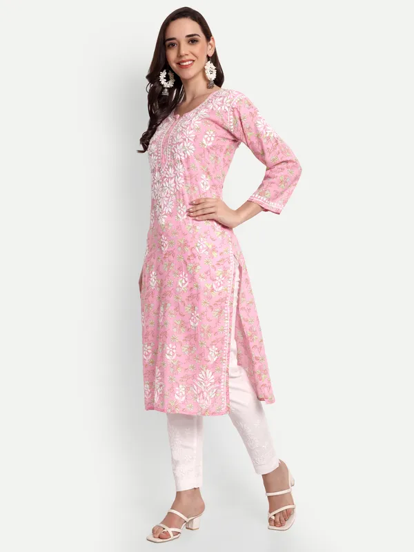 Indiankala4u_Lucknow_Chikankari_Hand_Embroidered_kurta___MulMul_Cotton