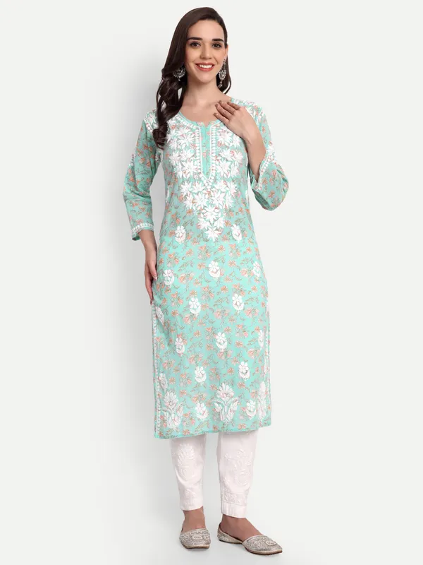 Indiankala4u_Lucknow_Chikankari_Hand_Embroidered_kurta___MulMul_Cotton