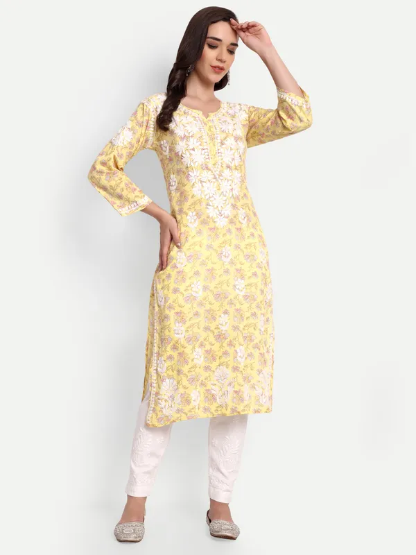 Indiankala4u_Lucknow_Chikankari_Hand_Embroidered_kurta___MulMul_Cotton