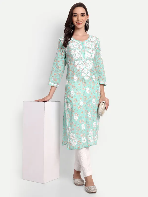 Indiankala4u_Lucknow_Chikankari_Hand_Embroidered_kurta___MulMul_Cotton