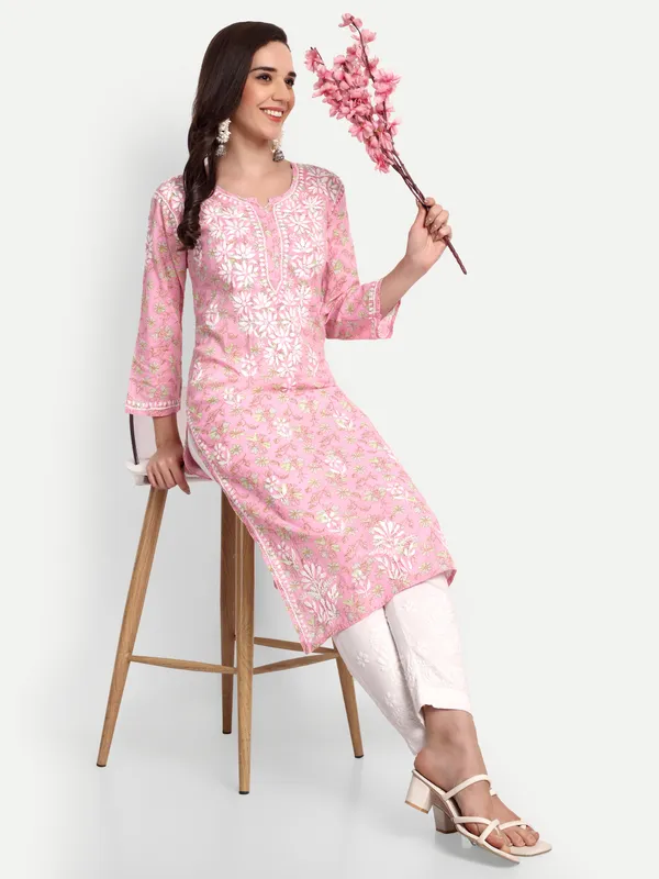 Indiankala4u_Lucknow_Chikankari_Hand_Embroidered_kurta___MulMul_Cotton
