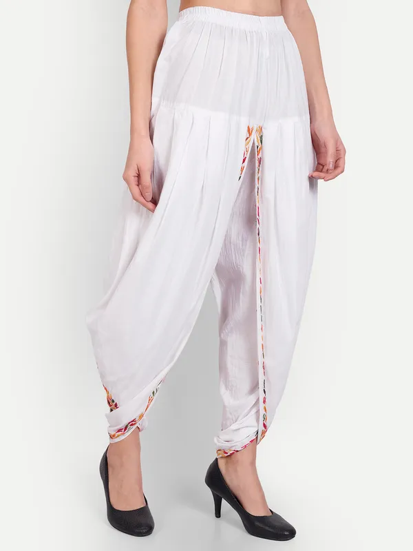 Elegant_White_Cotton_Relaxed_Fit_Chikankari_Hand_Embroidered_Dhoti_Salwar_Tulip_Pants
