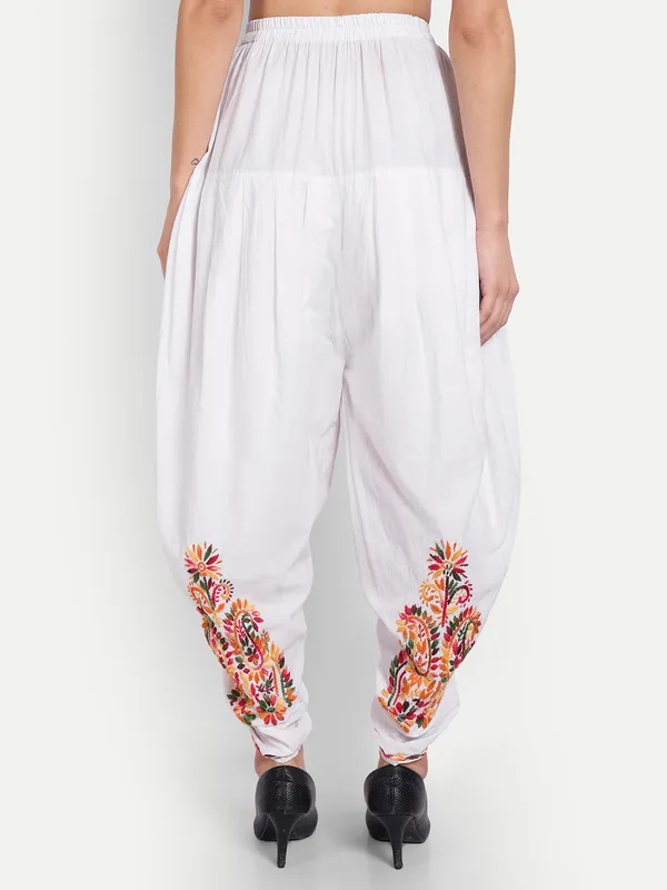 Elegant_White_Cotton_Relaxed_Fit_Chikankari_Hand_Embroidered_Dhoti_Salwar_Tulip_Pants
