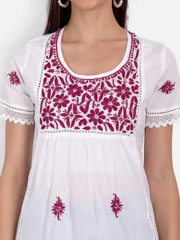 Maroon_Lucknow_Chikankari_Hand_Embroidered_Top_Blouse_Short_Kurtis