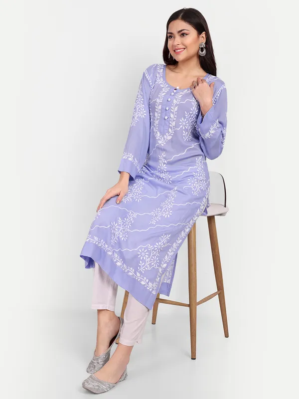 Lucknow_Chikankari_Hand_Embroidered_kurta_Women_Modal_Cotton
