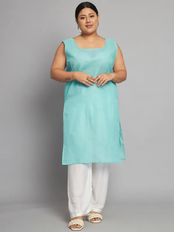Lucknow_Chikankari_Hand_Embroidered_Plus_Size_Long_Kurti_With_Matching_Inner_Georgette
