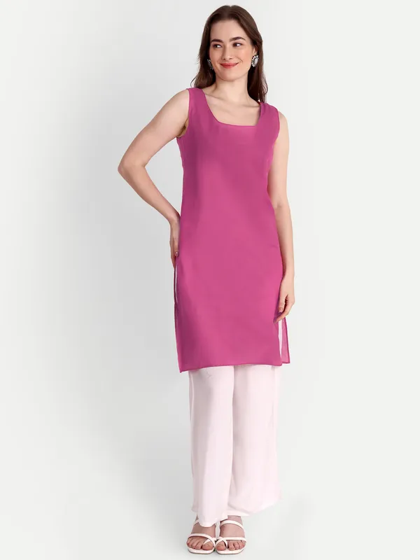 Fuchsia_Pink_Lucknow_Chikankari_Hand_Embroidered_Kurta_With_Matching_Slip_Georgette