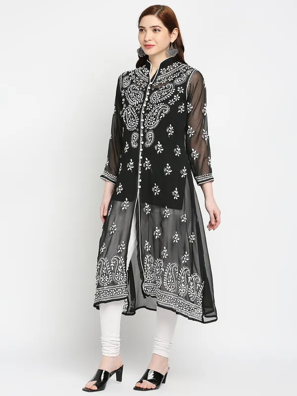 Charismatic_Black_Lucknow_Chikankari_Hand_Embroidered_Long_Kurti