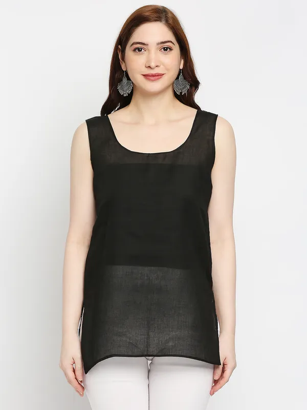 Charismatic_Black_Lucknow_Chikankari_Hand_Embroidered_Long_Kurti