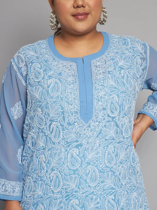 Sky_Blue_Lucknow_Chikankari_Hand_Embroidered_Plus_Size_Long_Kurti_With_Matching_Inner_Georgette