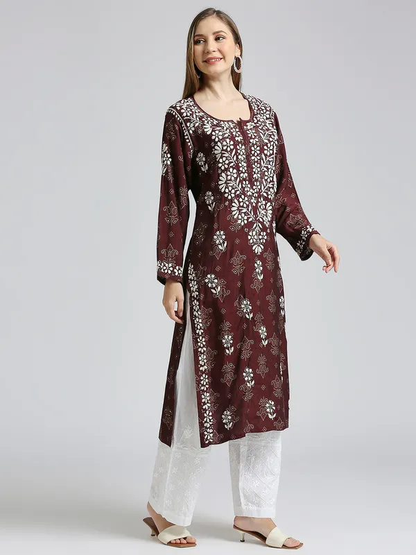 Chocolate_Lucknow_Chikankari_Hand_Embroidered_Kurta_Muslin