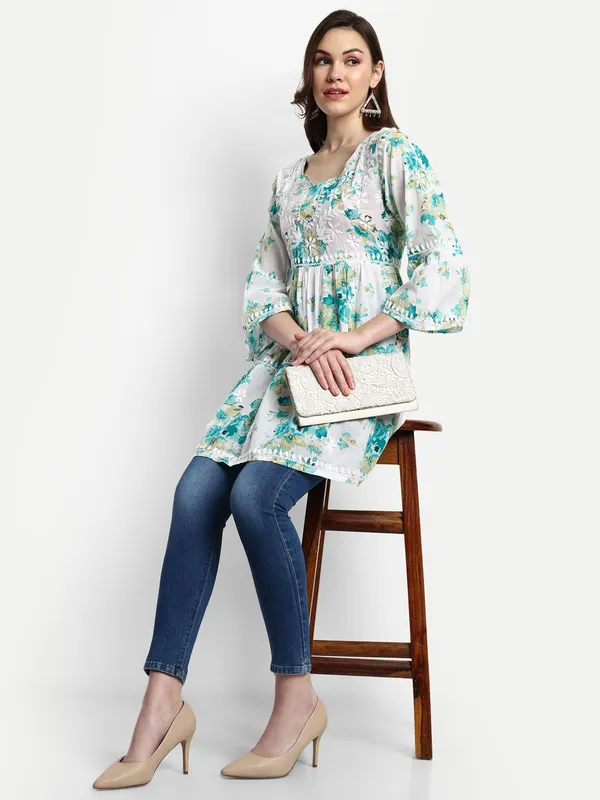 Lucknow_Chikankari_Hand_Embroidered_Tiered_Kurti_Malmal_Cotton