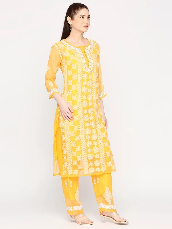 Mustard_Lucknowi_Chikankari_Hand_Embroidered_Long_Kurti_Palazzo_Set_With_Matching_Inner_Georgette